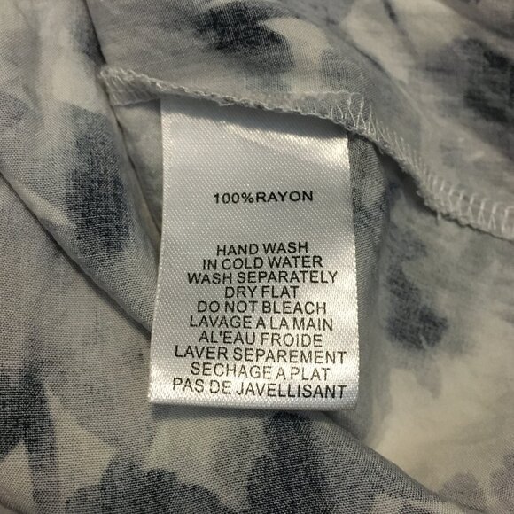 Coco Y Club White and Blue Floral Tie Dye Print Rayon Button Down Shirt - Picture 10 of 15